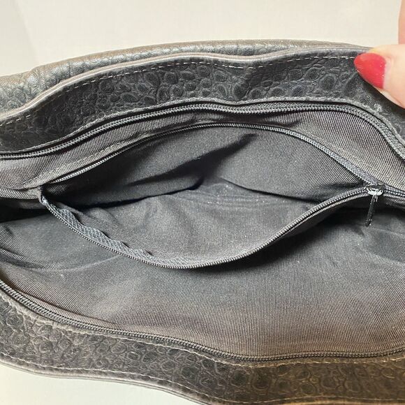 Genuine Pebble Leather Envelope Purse Embellish Design Elephant Tassel Crossbody - Picture 9 of 11